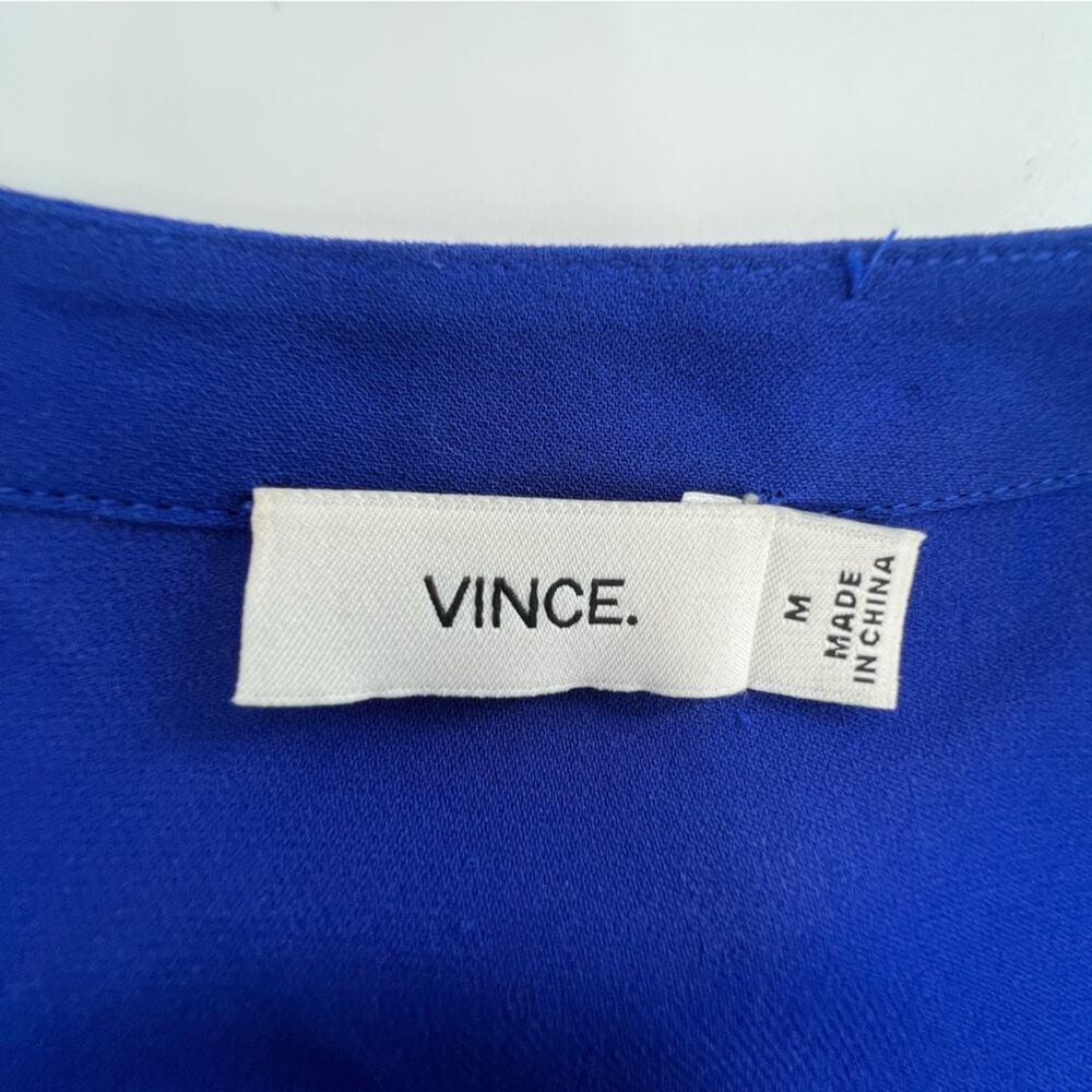 Vince silk popover top blue sz M - Picture 3 of 6